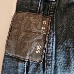 Levi jeans